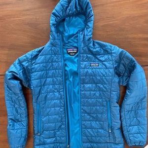 Men's Patagonia nano puff jacket with hood